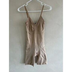 ASSETS by SPANX Women's Feminine Shaping Mid Thigh Bodysuit Beige Tan Medium M